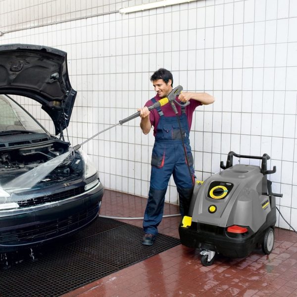 Karcher HDS 6/12 C Compact Hot Water Pressure Washer