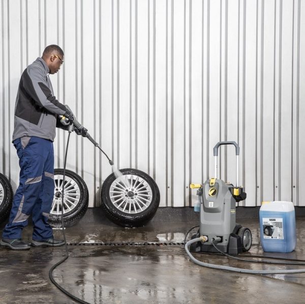 Karcher HD 7/12-4 M Plus Pressure Washer